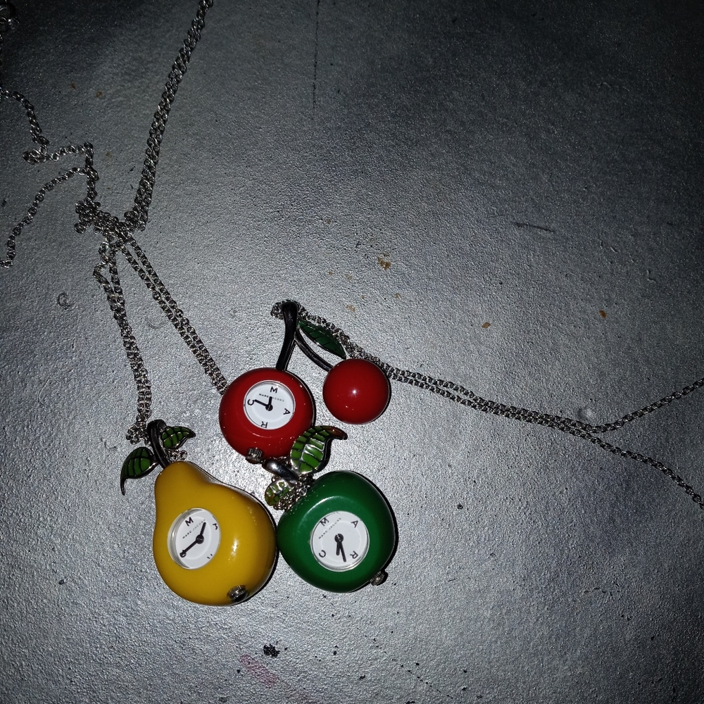 Marc Jacobs fruit pendant watches Set of 3